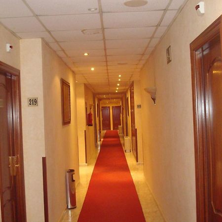 Hotel Roma Aurea Talavera de la Reina Esterno foto