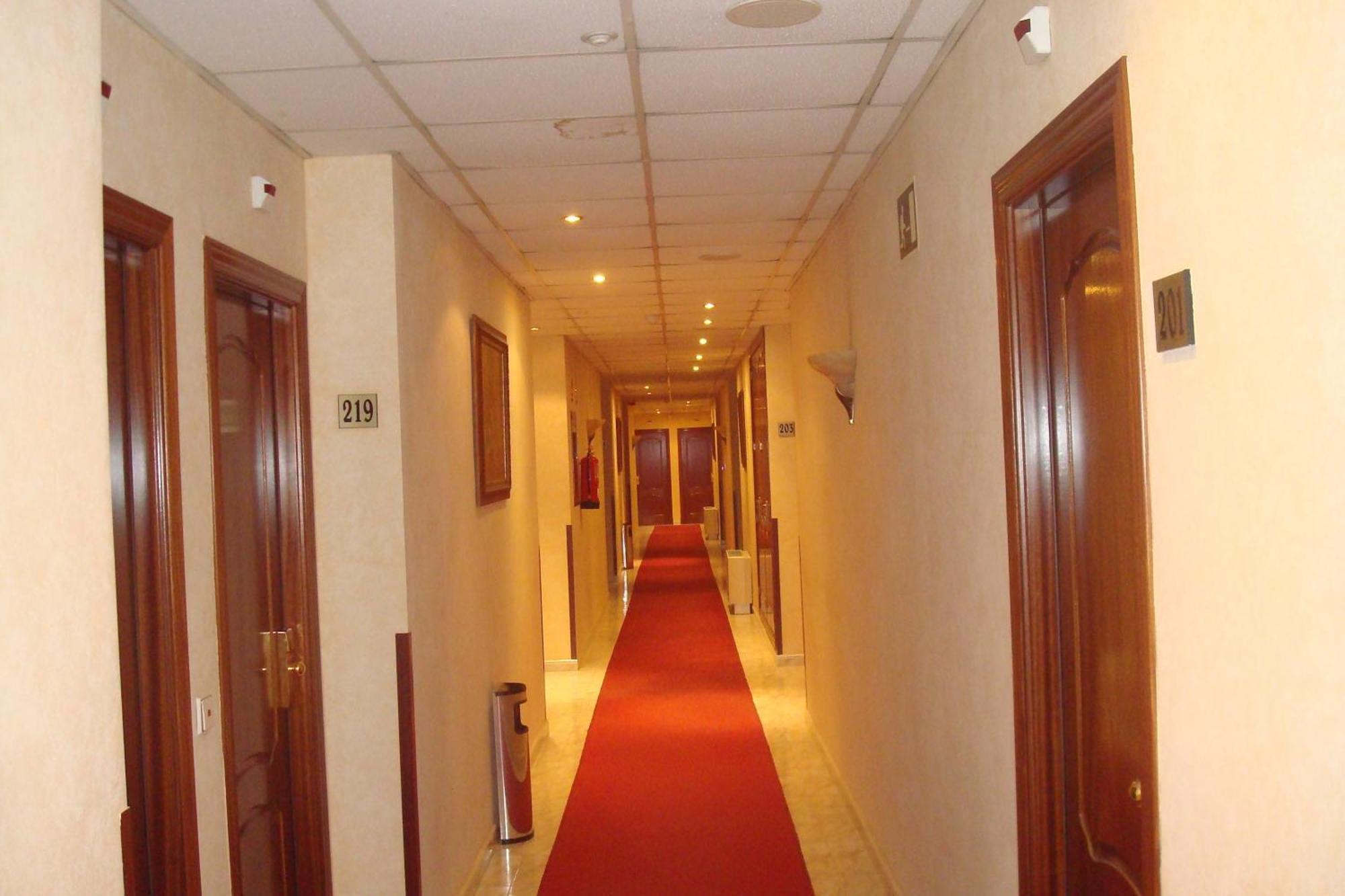 Hotel Roma Aurea Talavera de la Reina Esterno foto